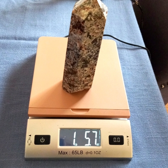 Yooperlite Crystal Tower - Picture 11 of 11